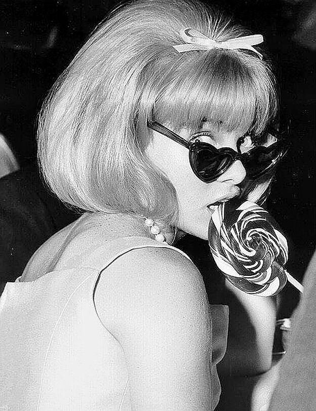 La actriz Sue Lyon, en el estreno de "Lolita" en 1962: