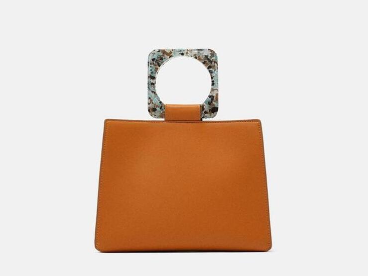 Fotos: Regalos baratos para el amigo invisible: 12 bolsos de los Special Prices de Zara