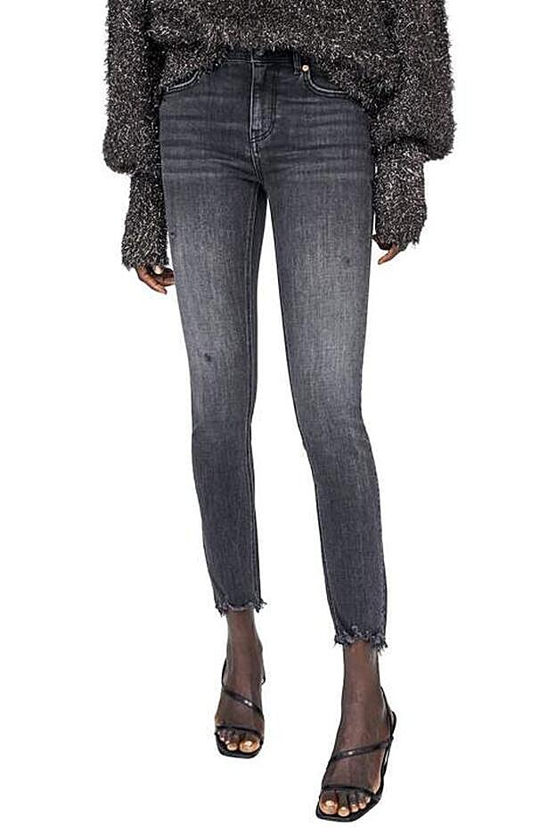 Vaqueros de Zara (29,95€)