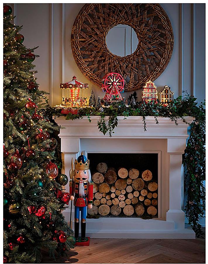 Los cuentos clásicos inspiran este espacio en el que no faltan figuras y adornos 'retro' que nos transportan a la felicidad y a la magia con la que viven la Navidad los niños.