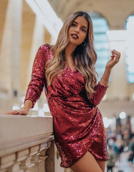 ¿Puede gustarnos más este vestido rojo pasión? También es de gloriasshop.com y cuesta 39,90 euros.