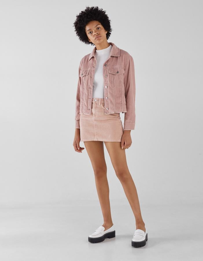 Falda mini de pana, 11,19 euros.