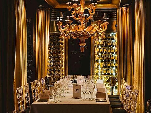 El salón de Ramsés Life.