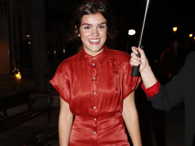 En esta ocasión se decantó por un diseño de manga corta y abotonado. ¡Le sentaba muy bien!