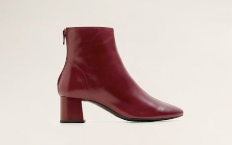 Botín de piel con tacón: 39,99 euros en Mango.