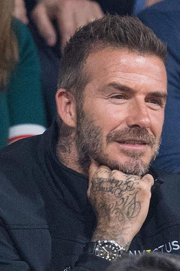 David Beckham uestra su espíritu navideño en Instagram.