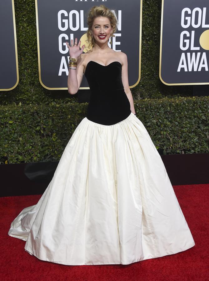 Amber Heard de Monique Lhuillier.