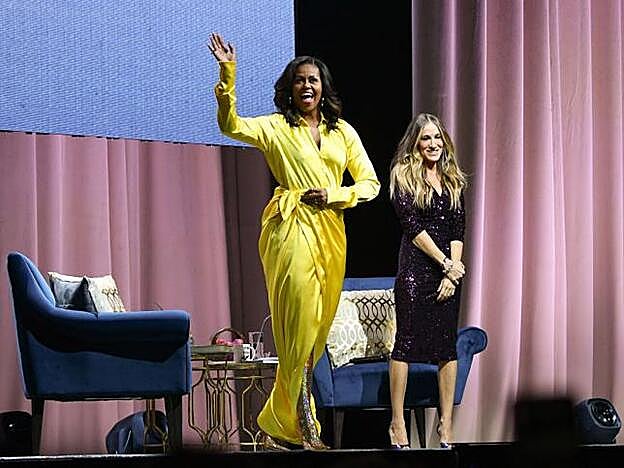 Michelle Obama y Sarah Jessica Parker en el evento de presentación del libro de la exprimera dama.