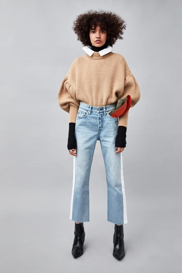 Jeans rectos con banda lateral y bajo sin costuras, 17,99 euros.