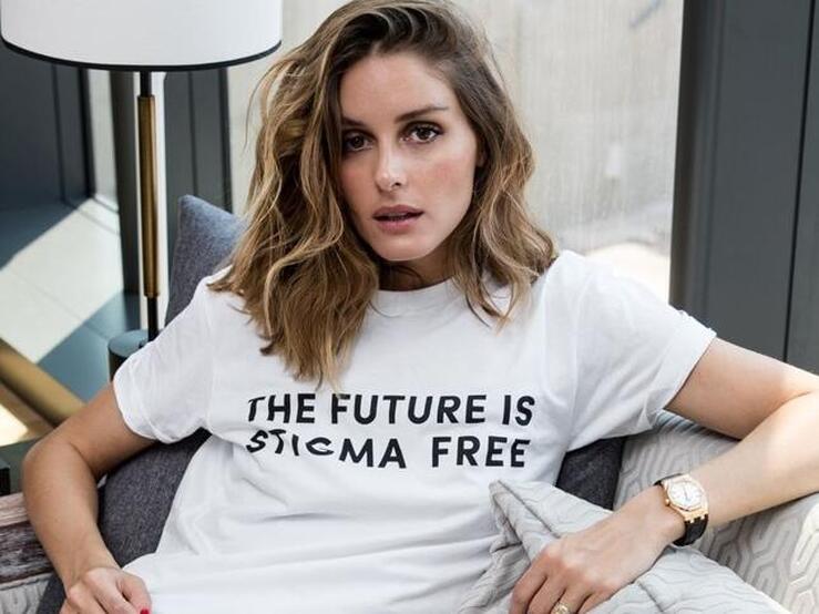 Fotos: Las siete camisetas blancas que transforman tu look