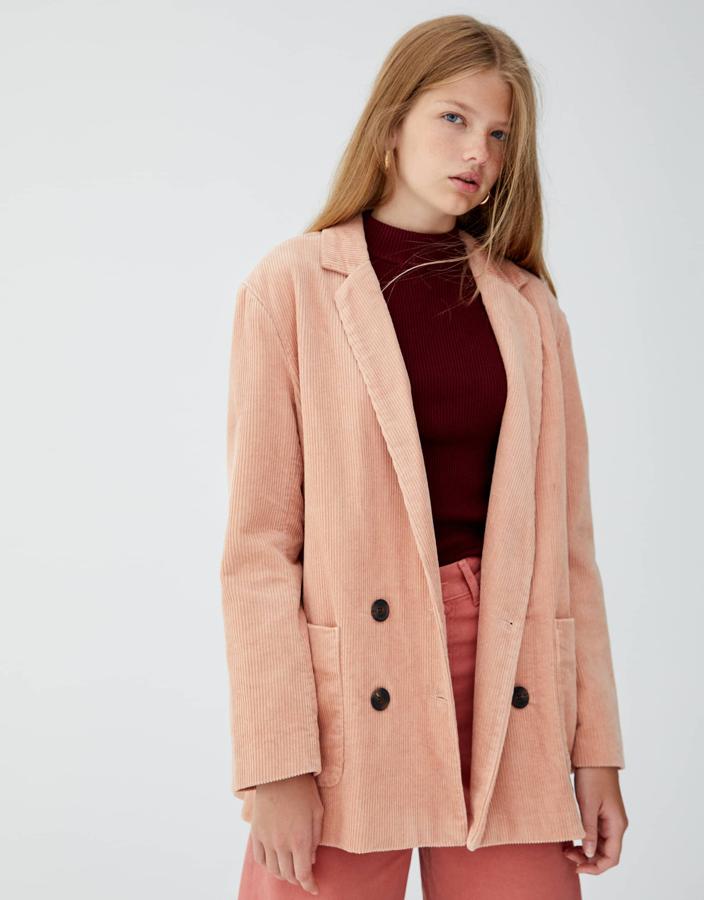 Blazer de pana en rosa palo, 15,99 euros.