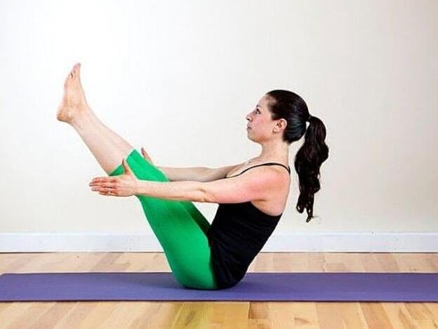 Postura Yoga para reforzar el abdomen