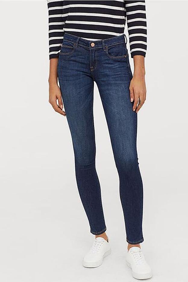 Push up Jeggings Low Waist, 24,99 euros.