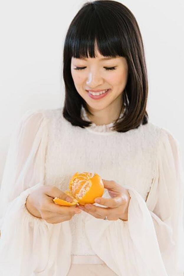 Marie Kondo prefiere las marcas cosméticas que trabajan con ingredientes naturales.