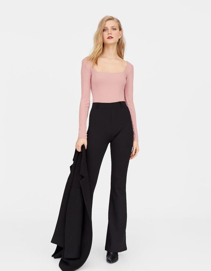 Body con escote cuadrado terminado con ribete, de Limited edition (15,99 euros).