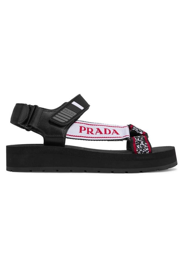Sandalias de Prada.