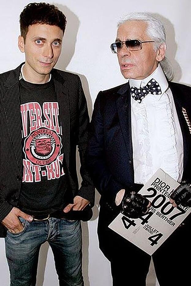 Un encuentro entre Slimane y Lagerfeld, ya en 2007..