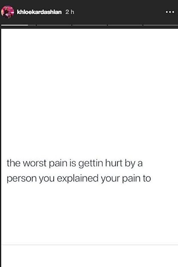 Primera de las tres frases que ha lanzado Khloé Kardashian en Instagram.