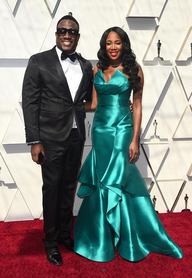 Terence Blanchard y Robin Burguess posan en la alfombra roja de los 91 Premios Oscar de la historia.