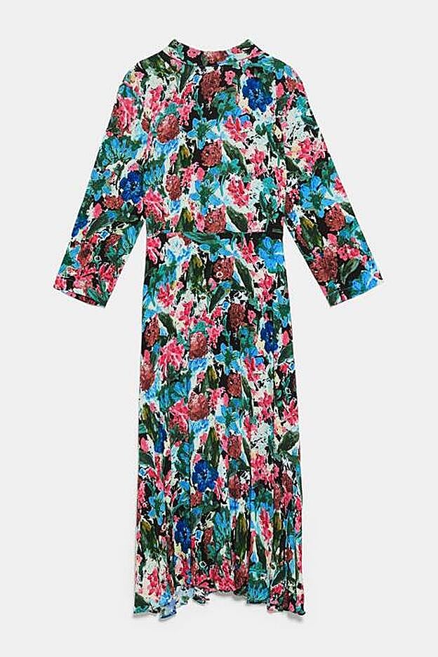 Vestido con estampado floral, 39,95 euros.