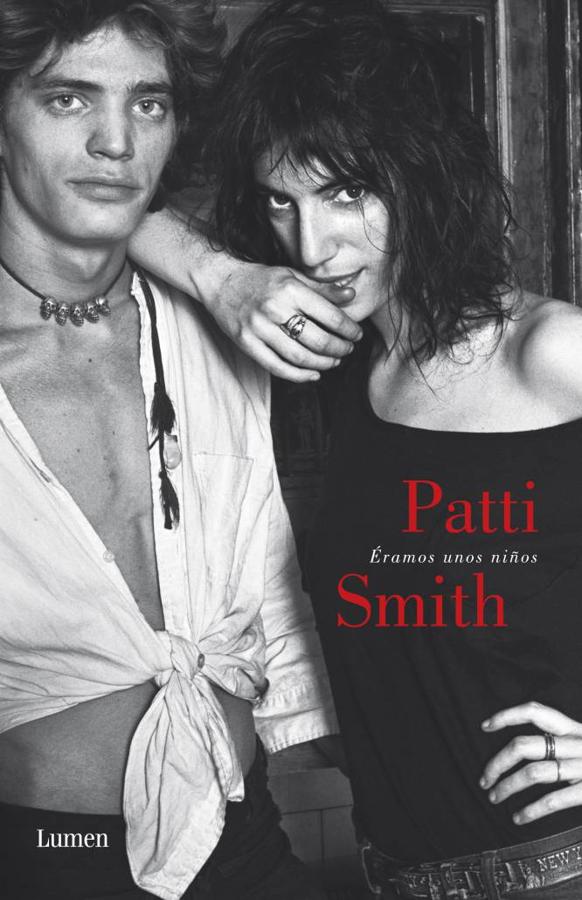 Patti Smith habla del machismo en el mundo del rock. La cantante se movió con muchos obstáculos hasta conseguir el respeto de todos. En este libro la artista retrata cómo era la vida en el Nueva York de finales de los 60 y en la década de los 70 y como la vivió una Patti Smith aún relativamente desconocida que compartía habitación con el fotógrafo Robert Mapplethorpe.
