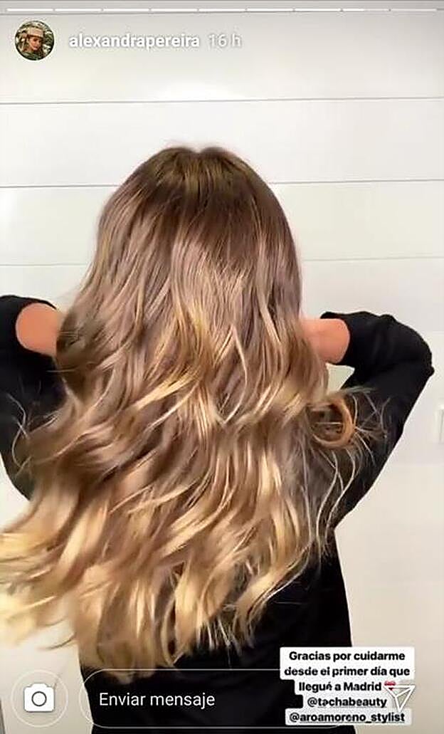 Alexandra Pereira ya se ha aplicado las Babylights (toques de luz trabajados con particiones muy finas de cabello).