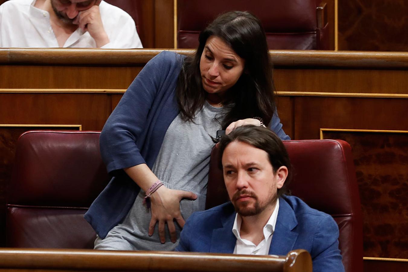 Pablo Iglesias, que vio cómo sus mellizos adelantaban su venida al mundo hace ocho meses, celebra este martes su primer Día del Padre.