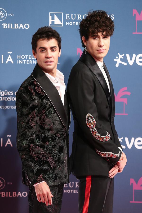 Javier Ambrossi y Javier Calvo, conocidos como Los Javis son hoy dos de los chicos de moda de nuestro panorama artístico, pero no siempre tuvieron esa misma suerte en la vida. Ellos confesaron hace un año haber sido víctimas del 'bullying' de niños. "He tenido un chico en clase que todos los días me decía: ¡Calvo maricón!", reveló uno de ellos en el programa de Risto Mejide.