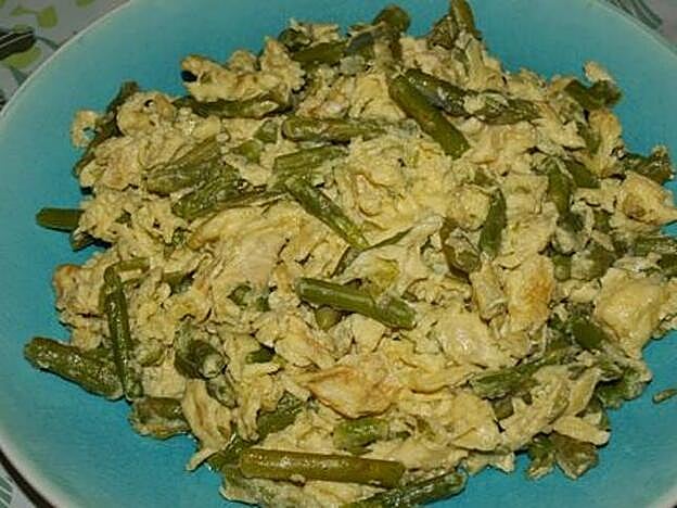 Revuelto de espárragos.