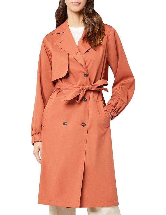 Este  trench color teja de Find  cuesta 89 euros en Amazon.