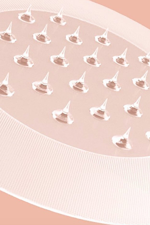 Uno del los parches antiacné de ZitSticka.