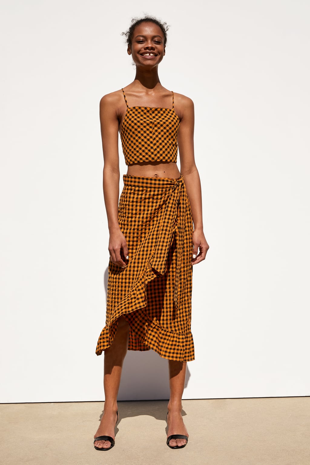 Falda pareo de cuadros vichy: 22,95 euros.