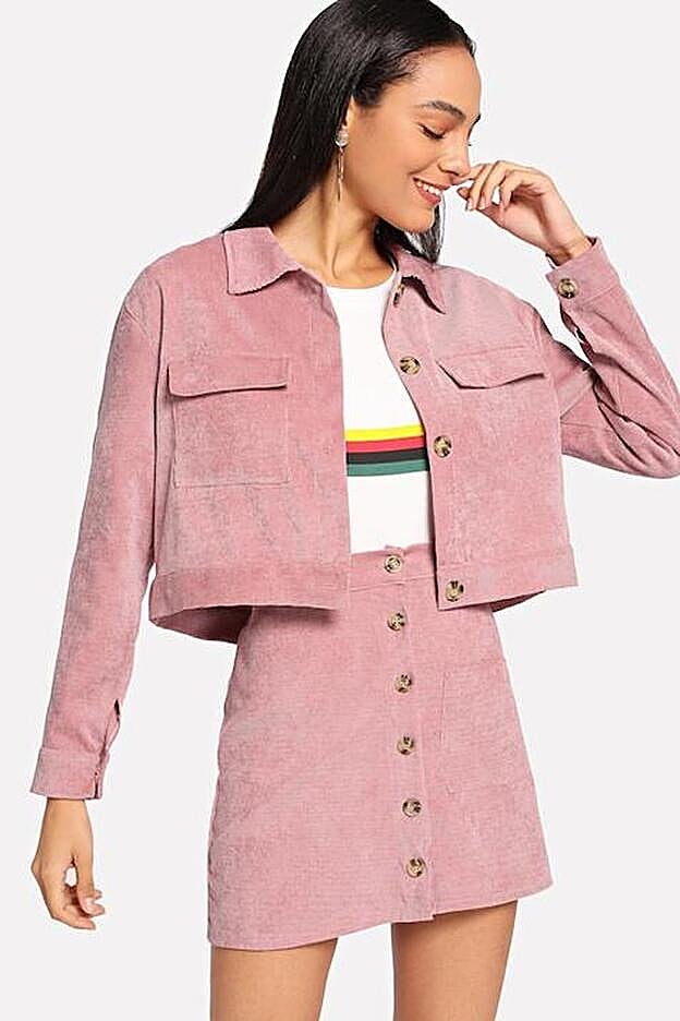 Conjunto de falda y chaqueta de Shein: 18 euros.