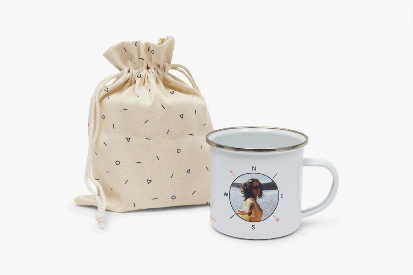 Si tu madre vivie por los pequeños detalles, ¿qué hay mejor que una taza personalizable? De Hofmann, (16 euros).