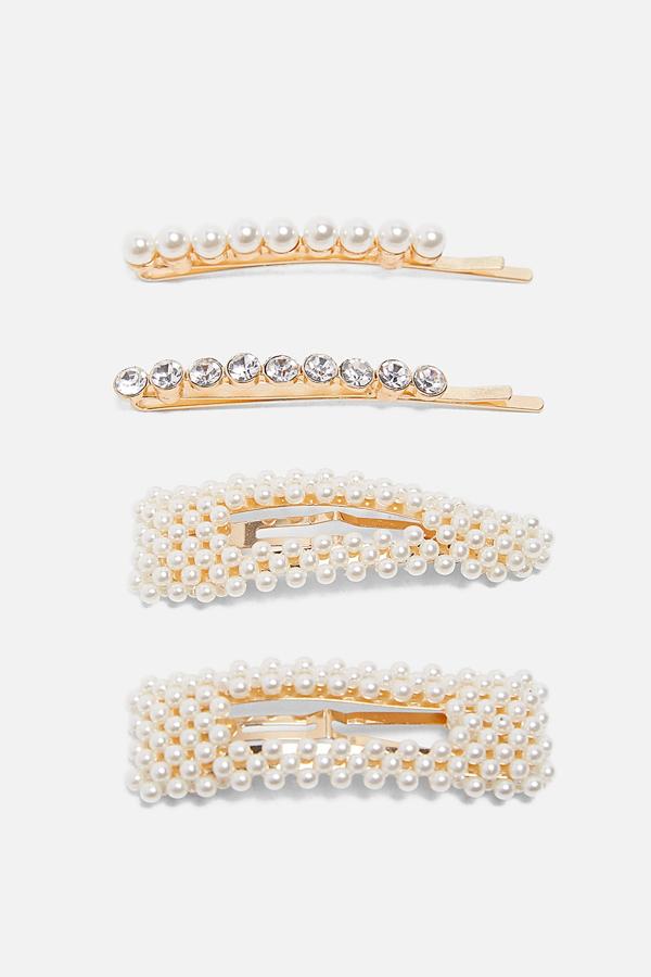 Estas son unas de las más clamadas. Combina los paasdores con las horquillas y también añade una de cristales, para que mecles texturas. Cuestan 15,95 euros.