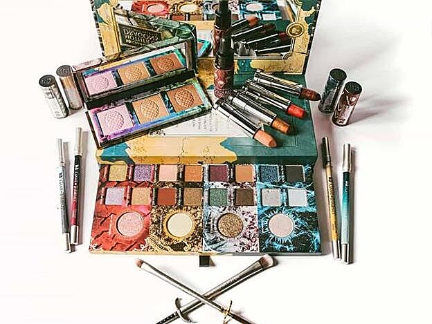 Cofre Edición Limitada Urban Decay Game of Thrones. A la venta en Sephora (250 euros).