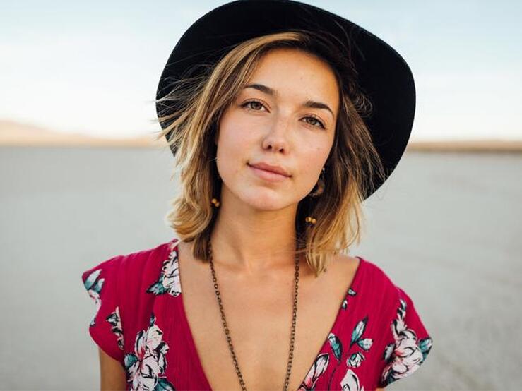 Fotos: Las 10 bases de maquillaje para pieles grasas que duran todo el día