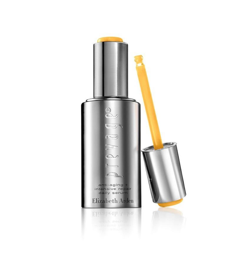 Sérum intensivo que mejora de manera uniforme e inmediata la piel con signos de fotoenvejecimiento. Suaviza las líneas de expresión y las arrugas. Proporciona una piel más firme y tonificada. Unifica el tono de la piel, suaviza las manchas y potencia la luminosidad. (240 €).