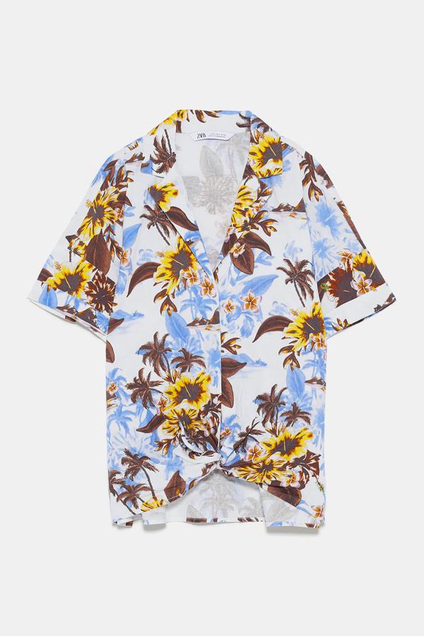 El dibujo más clásico y que más nos recuerda a las originales lo tiene esta de Zara (22,95 euros).