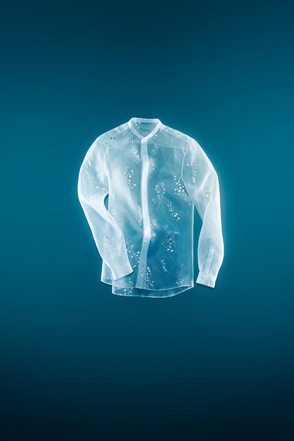 Blusa de ordandí bordada de la colección de Giambattista Valli x H&M (79 euros).