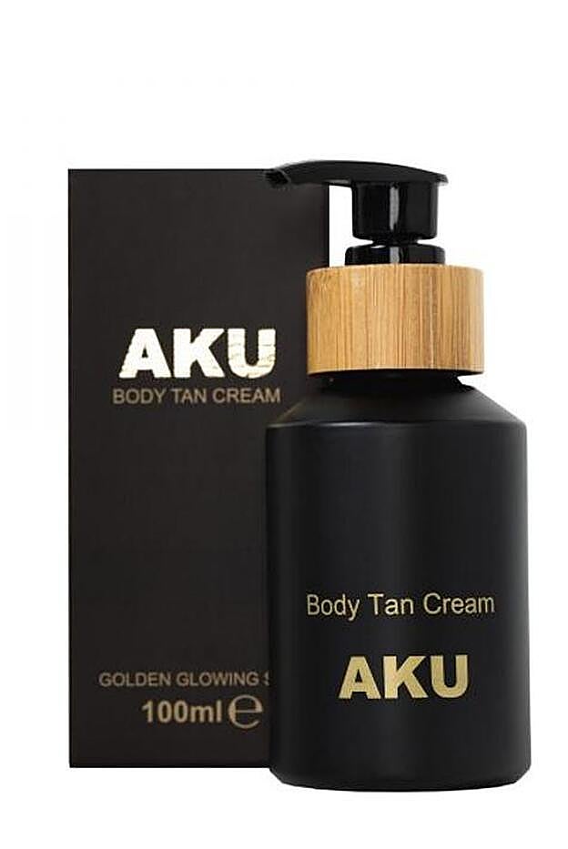 Body Tan Cream, 38 euros.