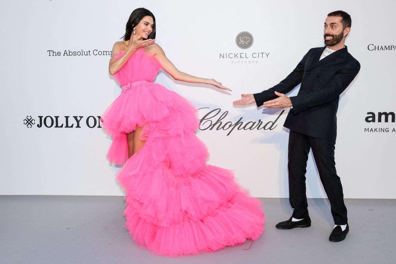 Kendall Jenner ha acaparado todas las miradas con este impresionante vestido de la colección de Giambattista Valli x H&M.