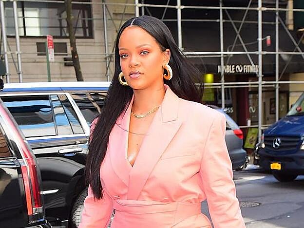 Rihanna paseando por Nueva York.