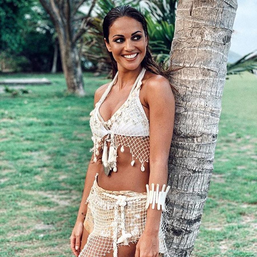 Uno de los primeros bikinis que vimos a Lara Álvarez en 'Supervivientes 2019 fue este. ¿Estaría intentando animar la presentadora a los concursantes para ponerse las pilas con la pesca?