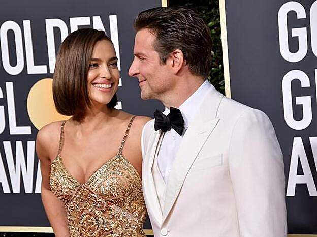 Irina Shayk y Bradley Cooper en una imagen de los pasados Globos de Oro.