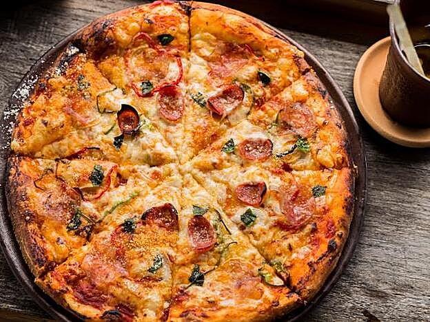 Pizza con base de coliflor