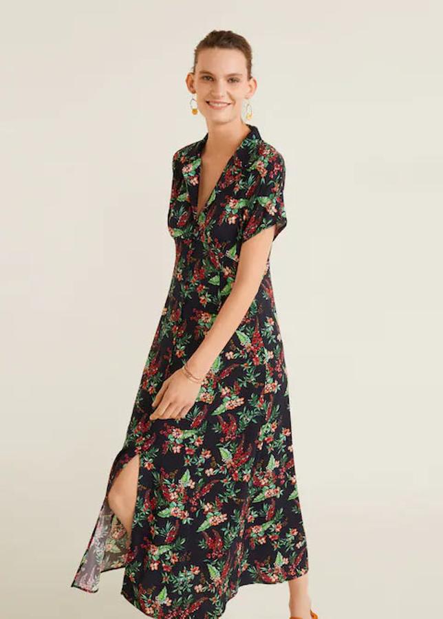 Vestido camisero con estampado floral, 29,99 euros.