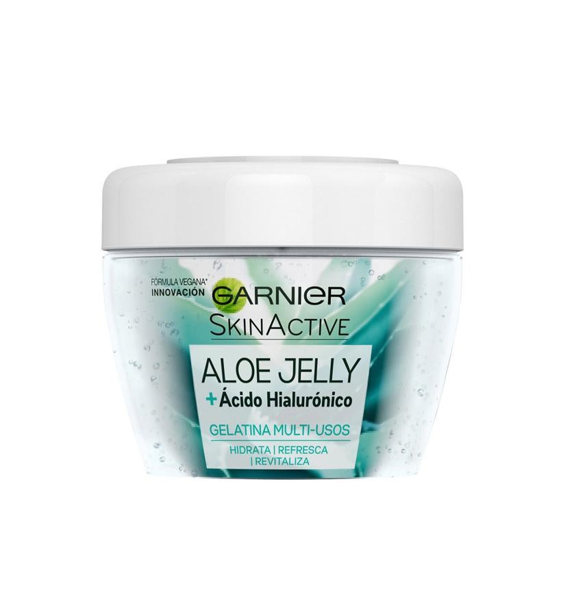 La gama Botánica de la marca ofrece esta crema en textura gelatinosa elaborada con savia de Aloe Vera especialmente indicada para pieles normarles. Proporciona una hidratación prolongada sin sensación grasa y consiguiendo una piel jugosa. Es refrescante y revitalizante. Se puede aplicar tras una jornada de sol, por la noche para conseguir una piel visiblemente más descansada a la mañana siguiente. (6,95 €).