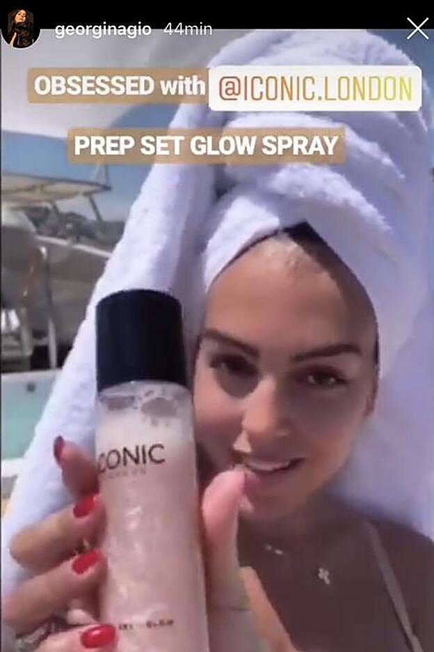 Georgina Rodríguez utiliza el spray para la cara y el cuerpo de Iconic London.
