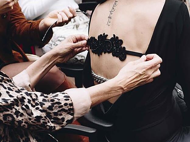 Al sujetador que hace de base se le puede cambiar la tira de la espalda todas las veces que quieras. Hay 9 modelos diferentes y los precios dependen del material, desde los 17 hasta los 24 euros.